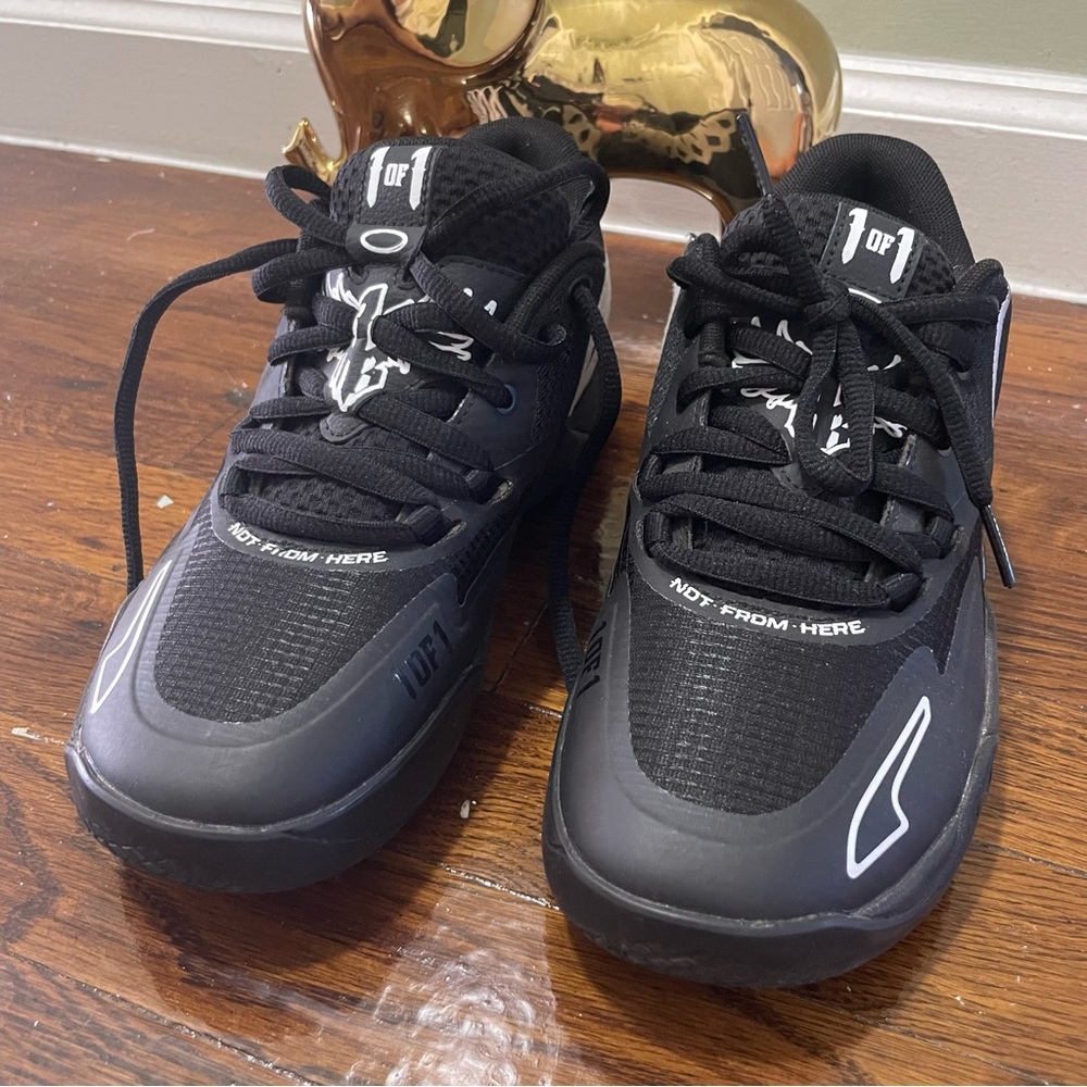 Black Athletic Sneakers